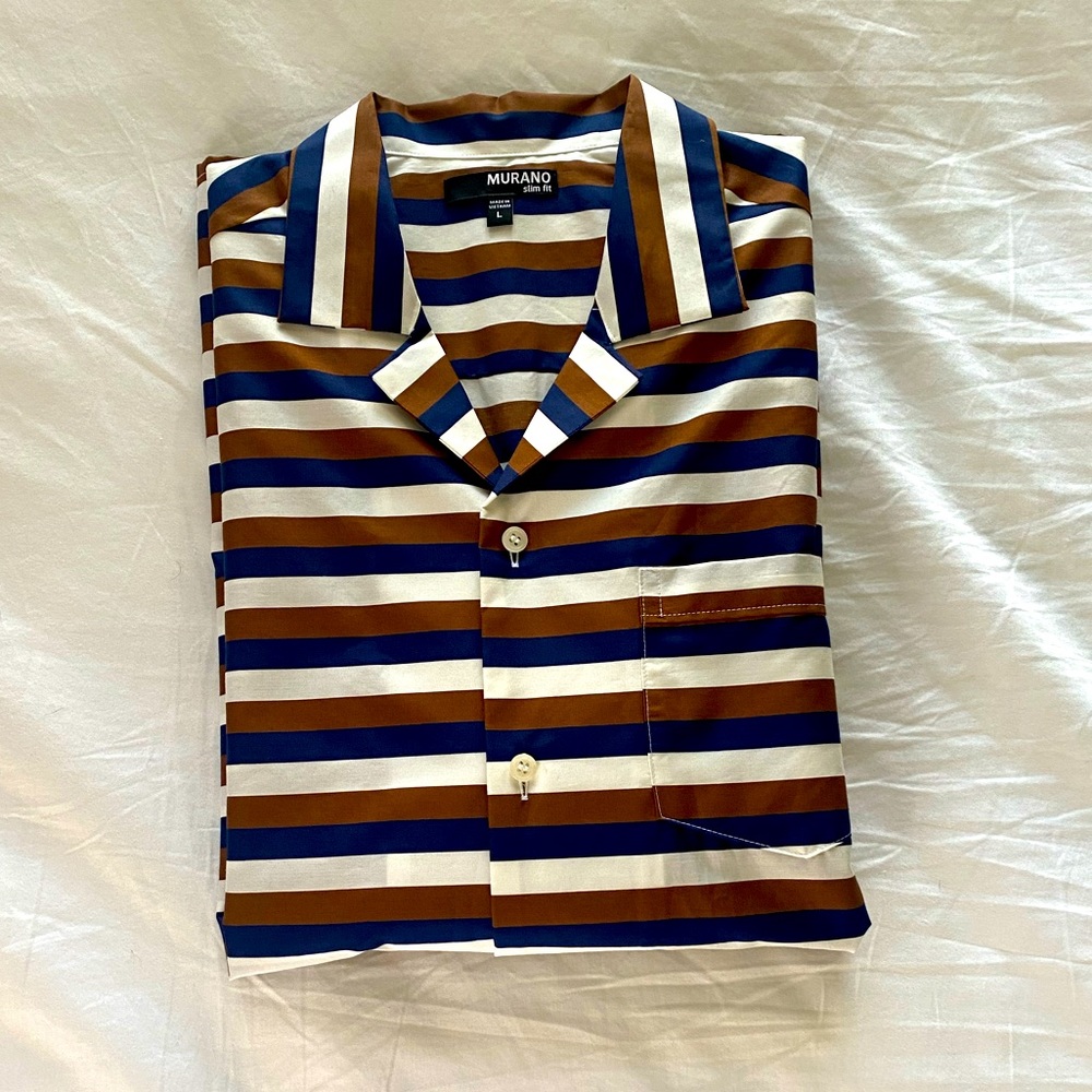 Murano slim short sleeve button down. Lrg